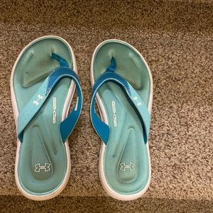 Under Armour Women’s size 8